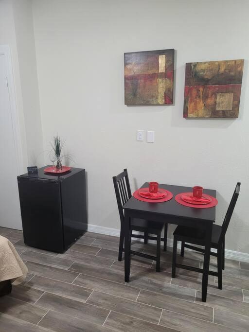 Sunshine Apartment Tampa Luaran gambar